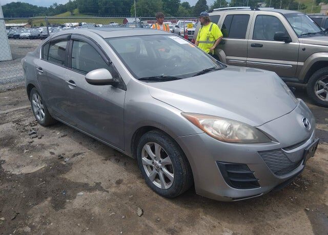 2010 MAZDA Mazda3