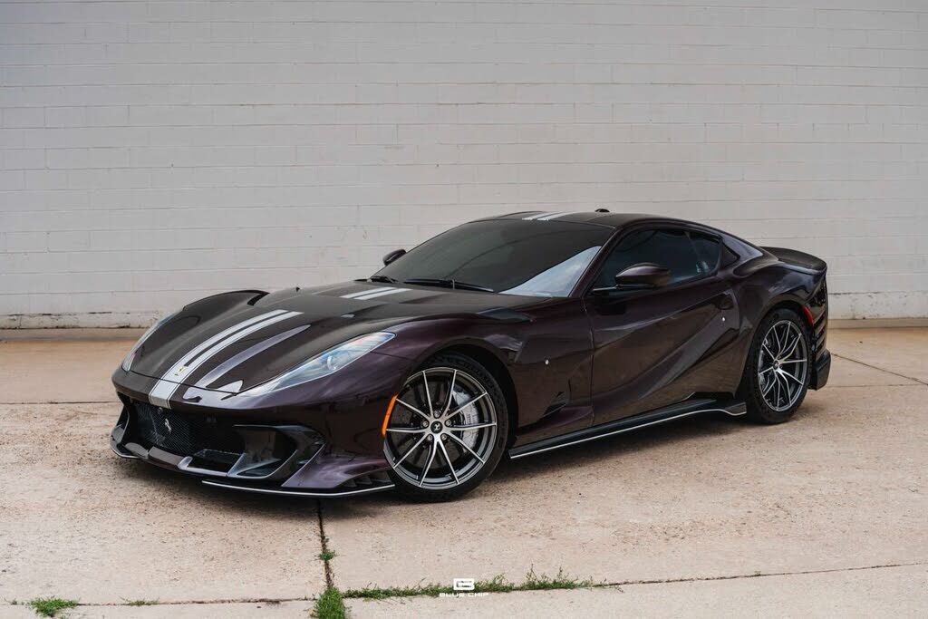 2023 FERRARI 812 Competizione