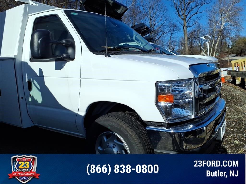 2026 FORD E-350