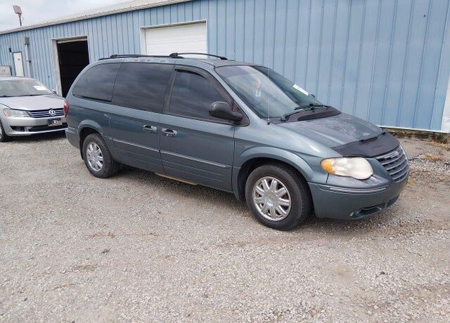 2007 CHRYSLER Town and Country