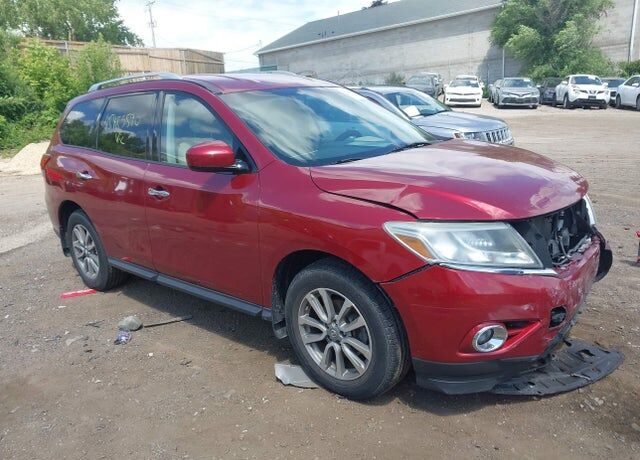 2016 NISSAN Pathfinder
