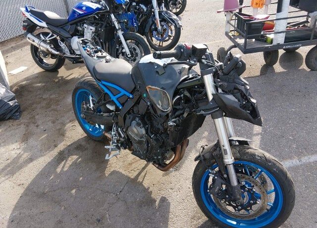 2024 SUZUKI GSX-8S