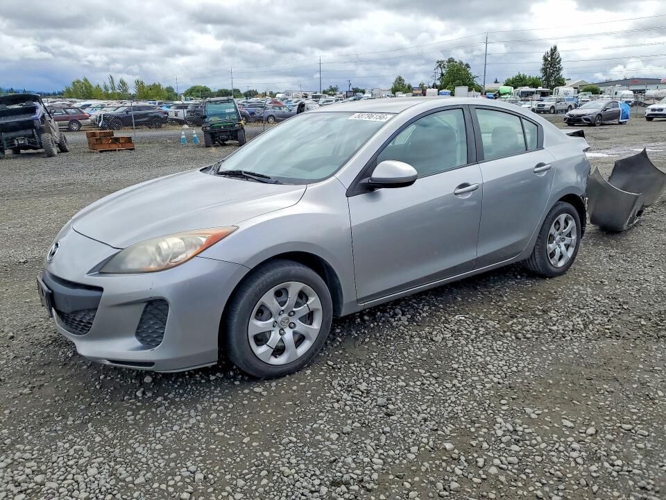 2013 MAZDA Mazda3