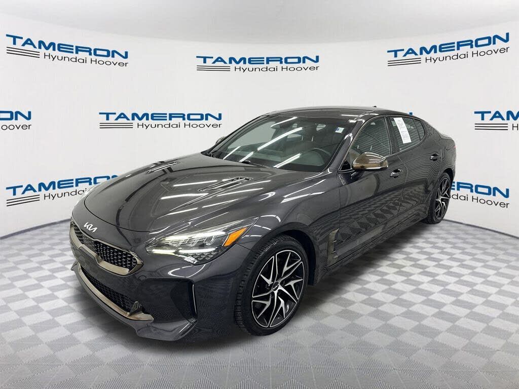 2022 KIA Stinger