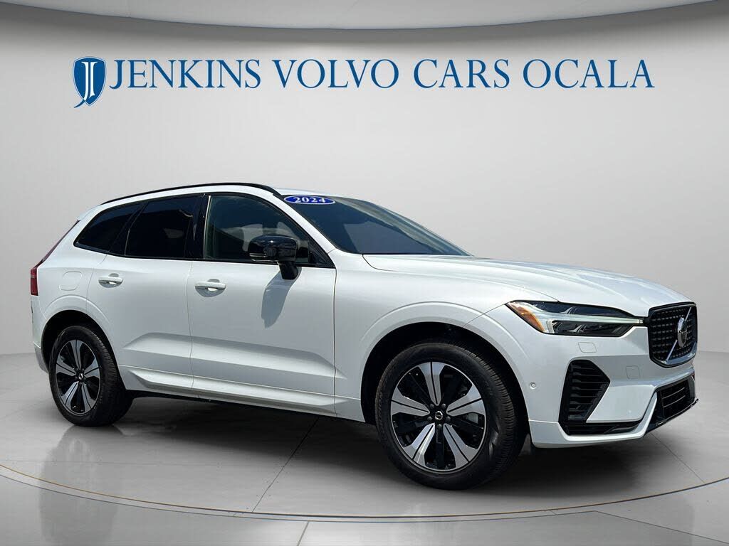 2024 VOLVO XC60