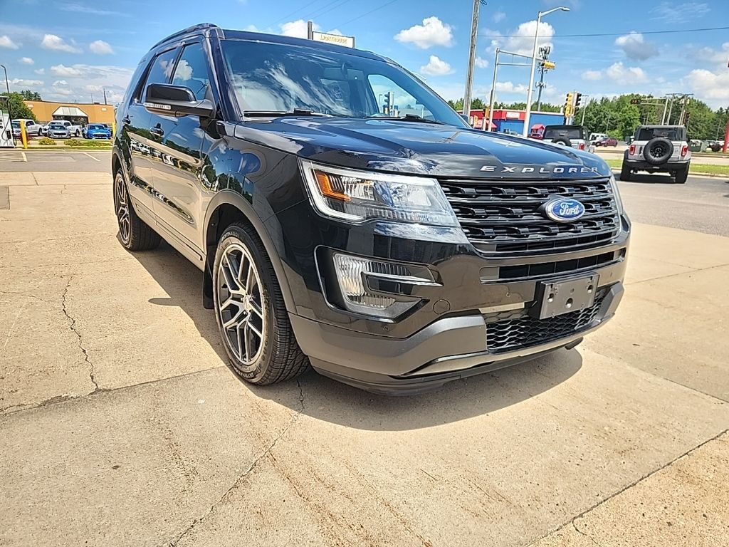 2016 FORD Explorer