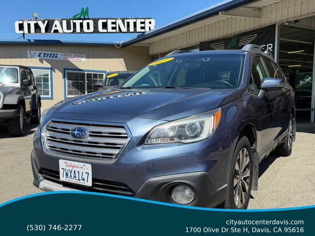 2017 SUBARU Outback
