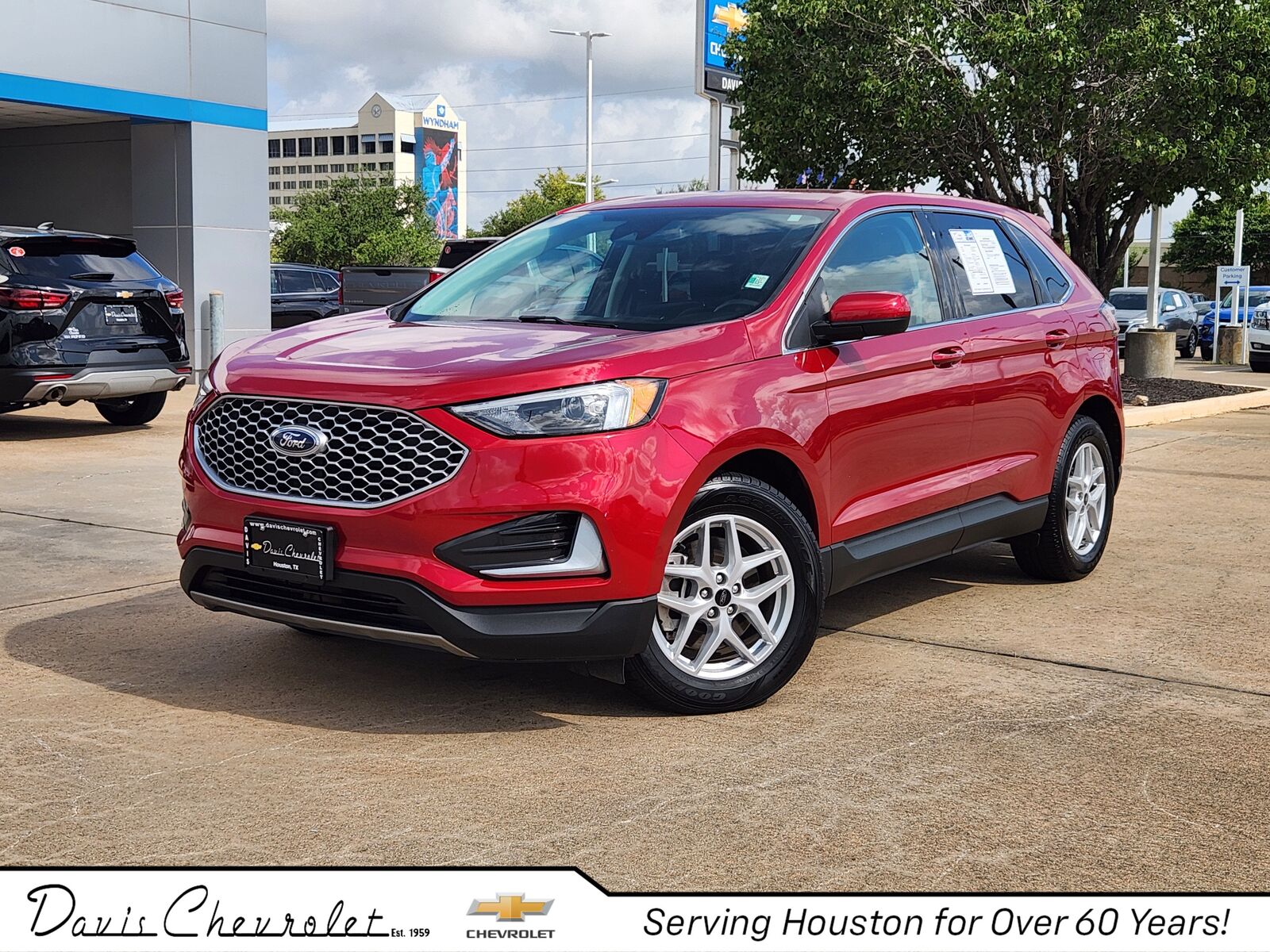 2024 FORD Edge
