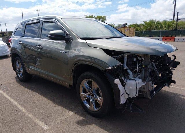 2018 TOYOTA Highlander