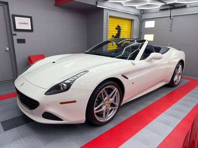 2016 FERRARI California T