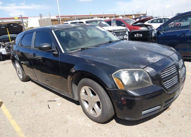 2005 DODGE Magnum