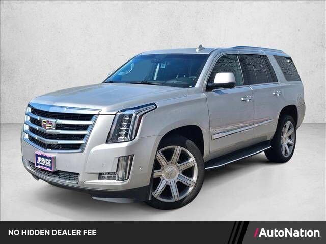 2017 CADILLAC Escalade