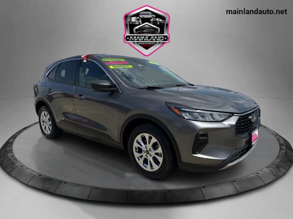 2023 FORD Escape