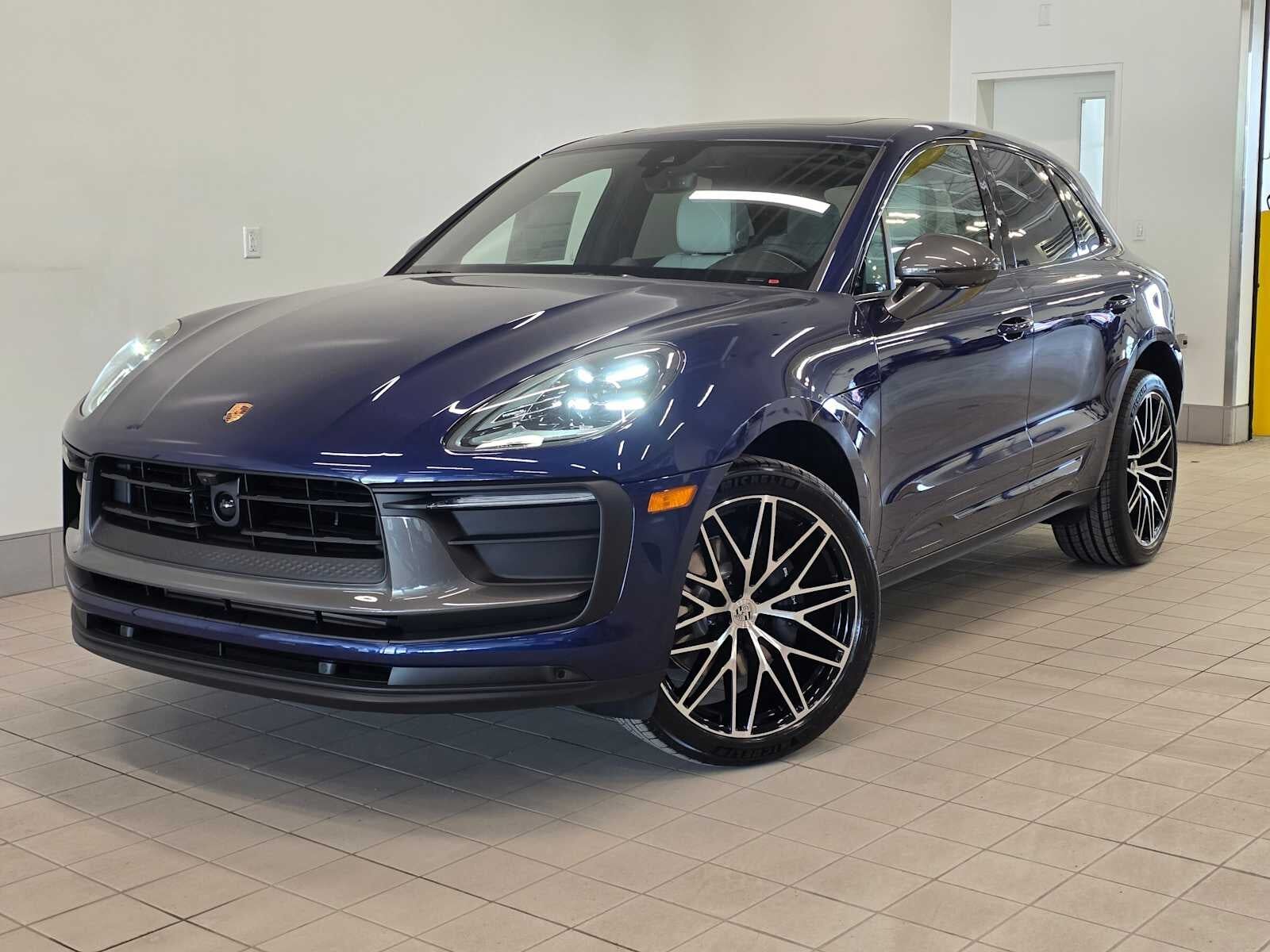 2026 PORSCHE Macan