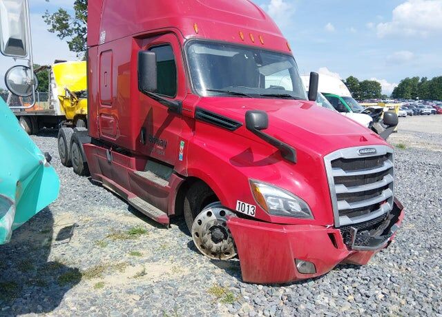 2019 FREIGHTLINER New Cascadia 126" Sleepercab