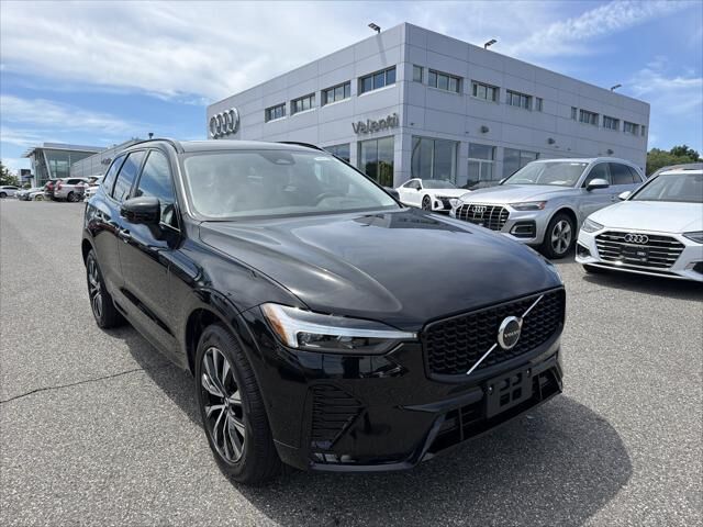 2025 VOLVO XC60