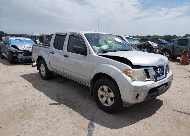 2012 NISSAN Frontier
