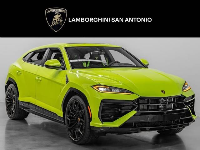 2025 LAMBORGHINI URUS