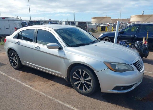 2012 CHRYSLER 200