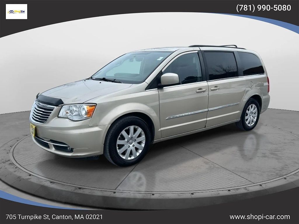 2016 CHRYSLER Town and Country