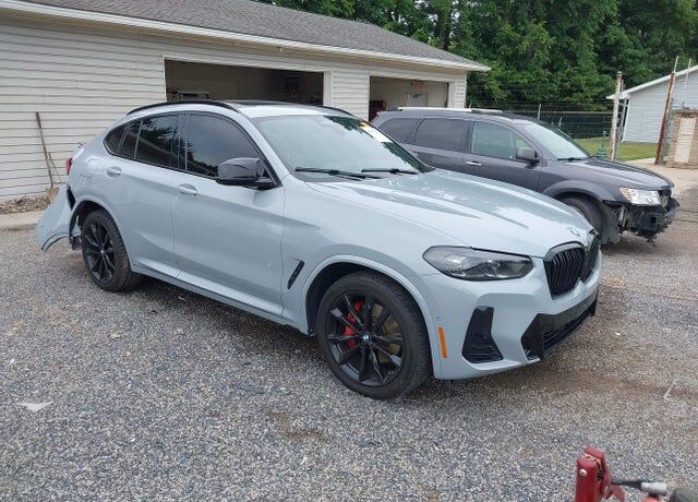 2022 BMW X4