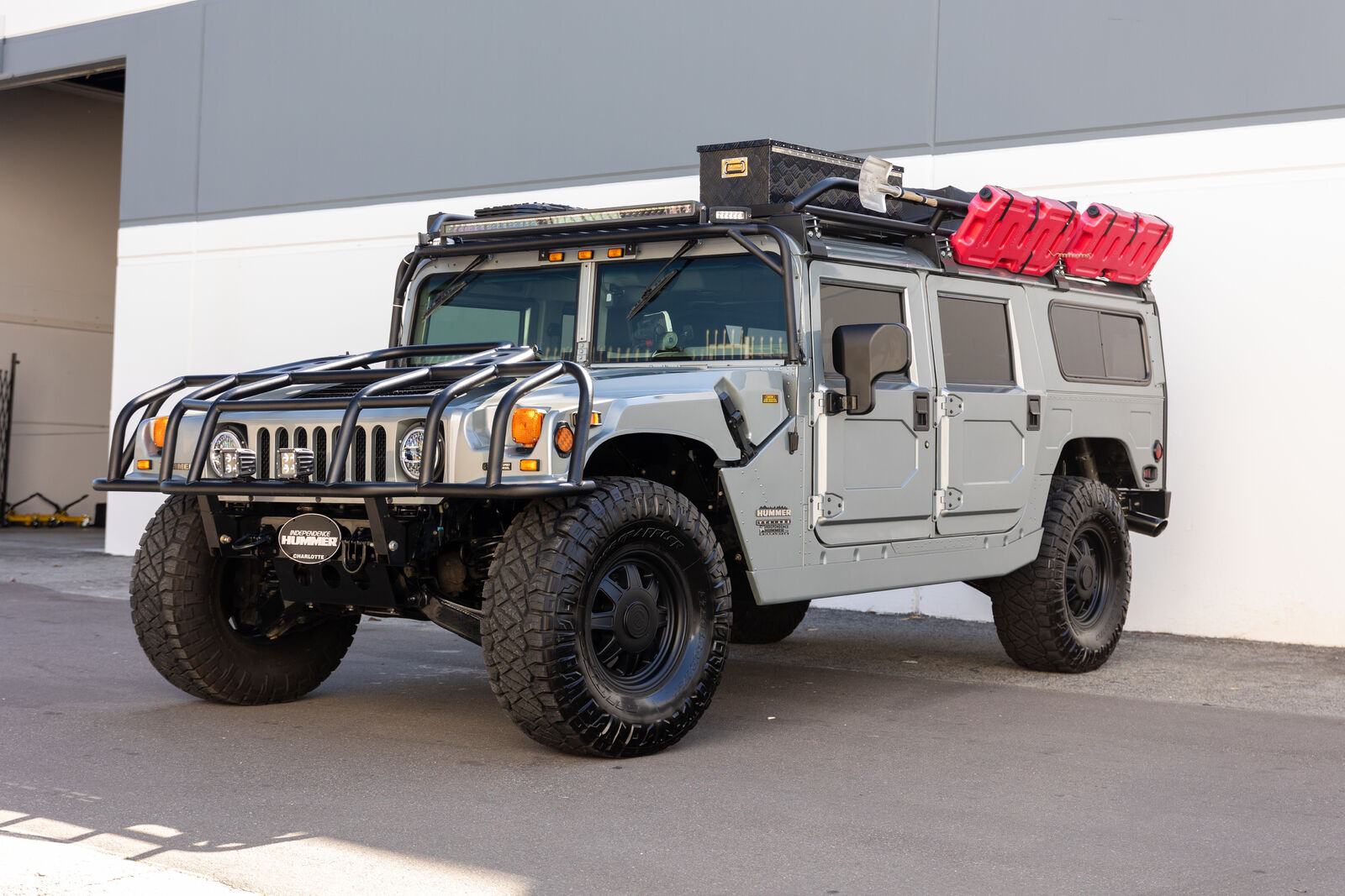 HUMMER H1