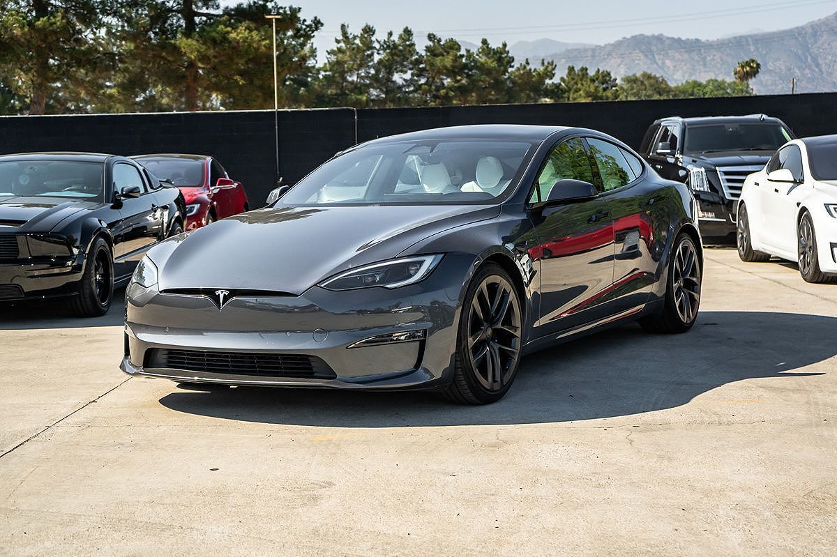 2023 TESLA Model S