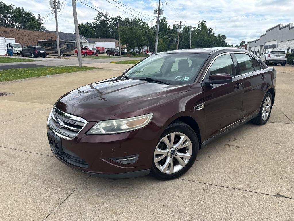 2010 FORD Taurus