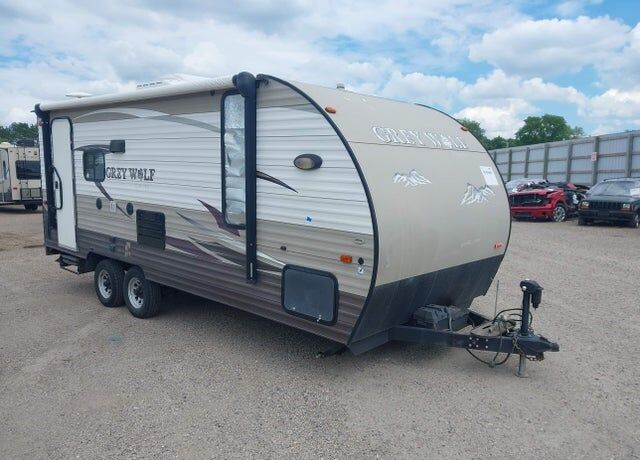 2015 FOREST RIVER Cherokee