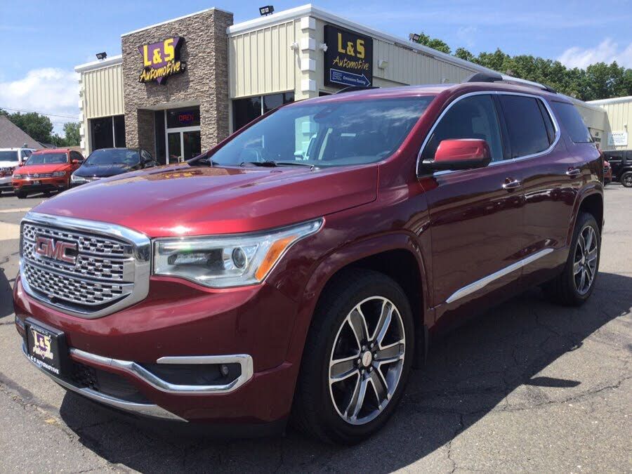 2017 GMC Acadia