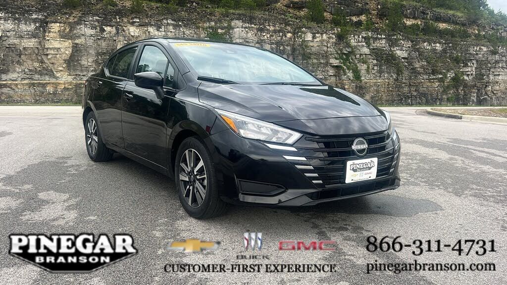 2025 NISSAN Versa