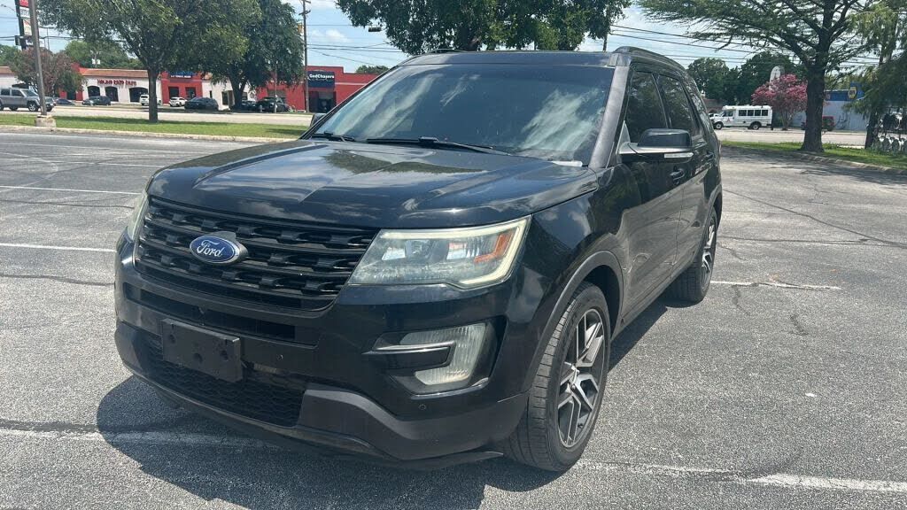 2016 FORD Explorer