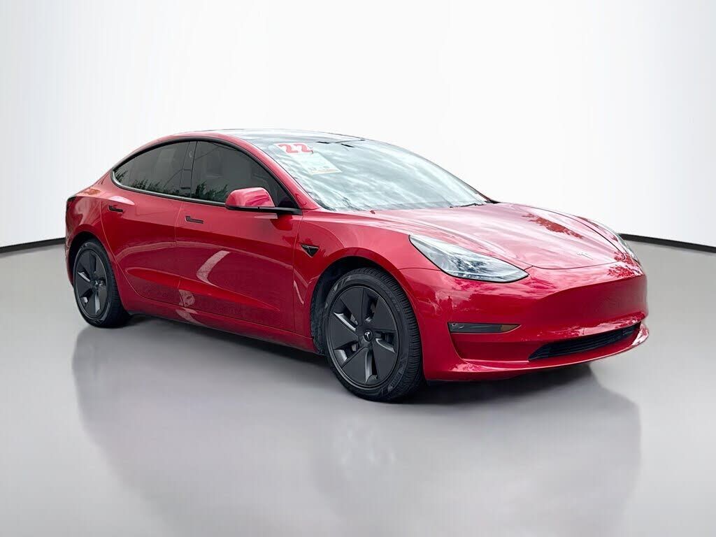 2022 TESLA Model 3