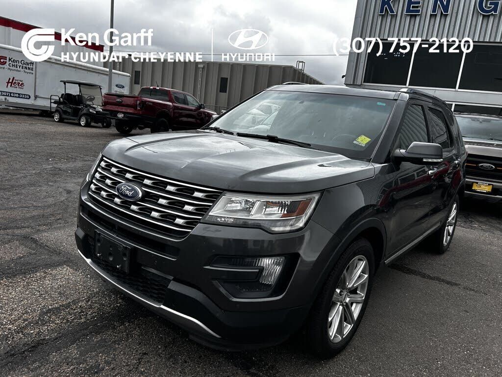 2016 FORD Explorer