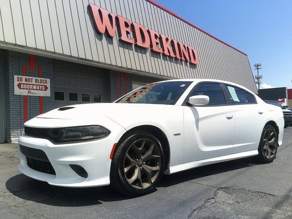 2019 DODGE Charger