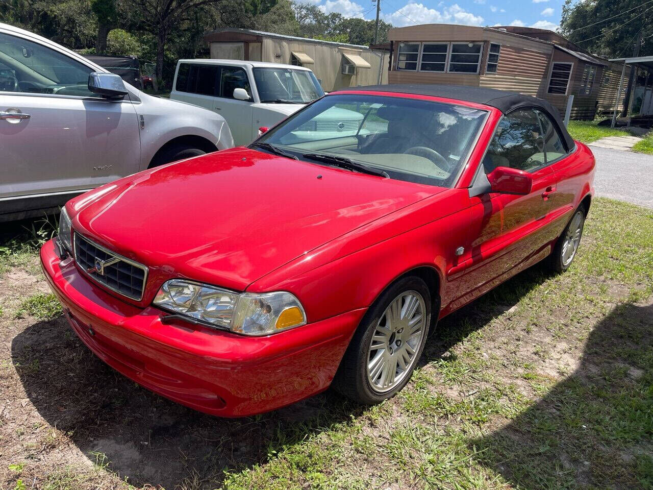 2004 VOLVO C70