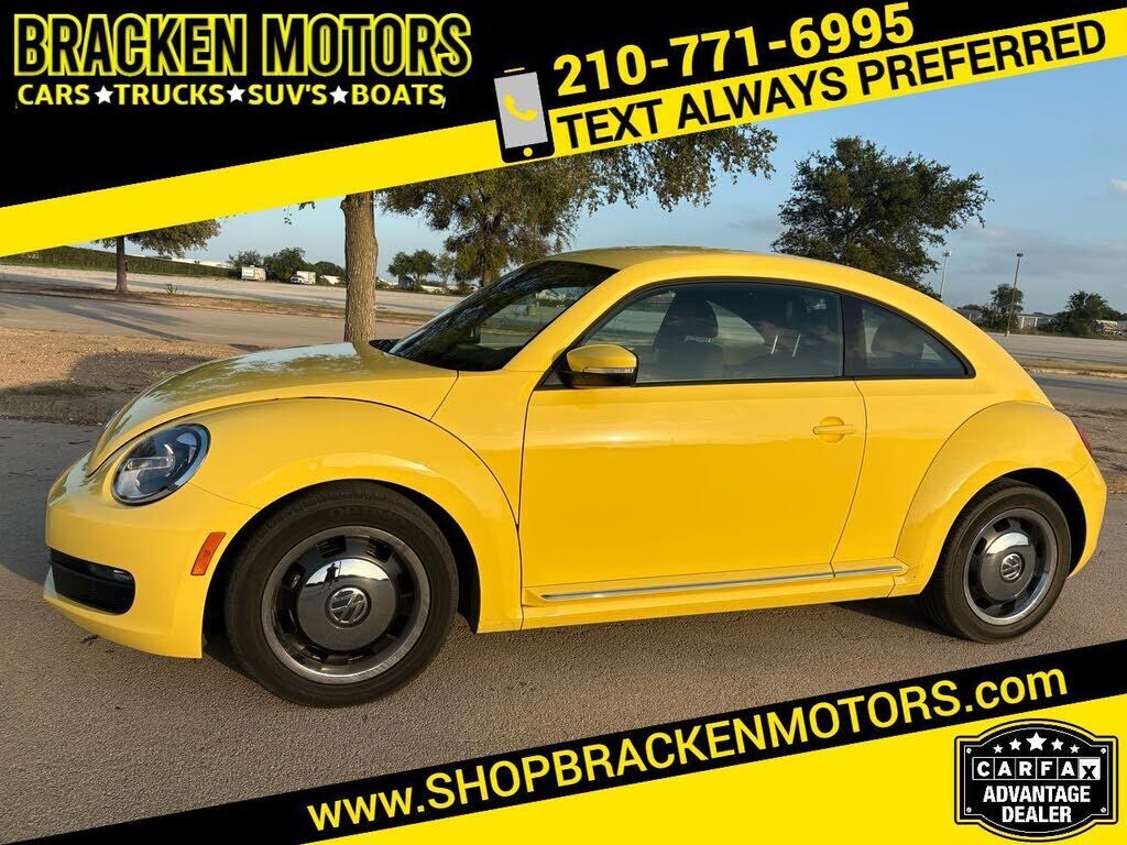 2012 VOLKSWAGEN Beetle
