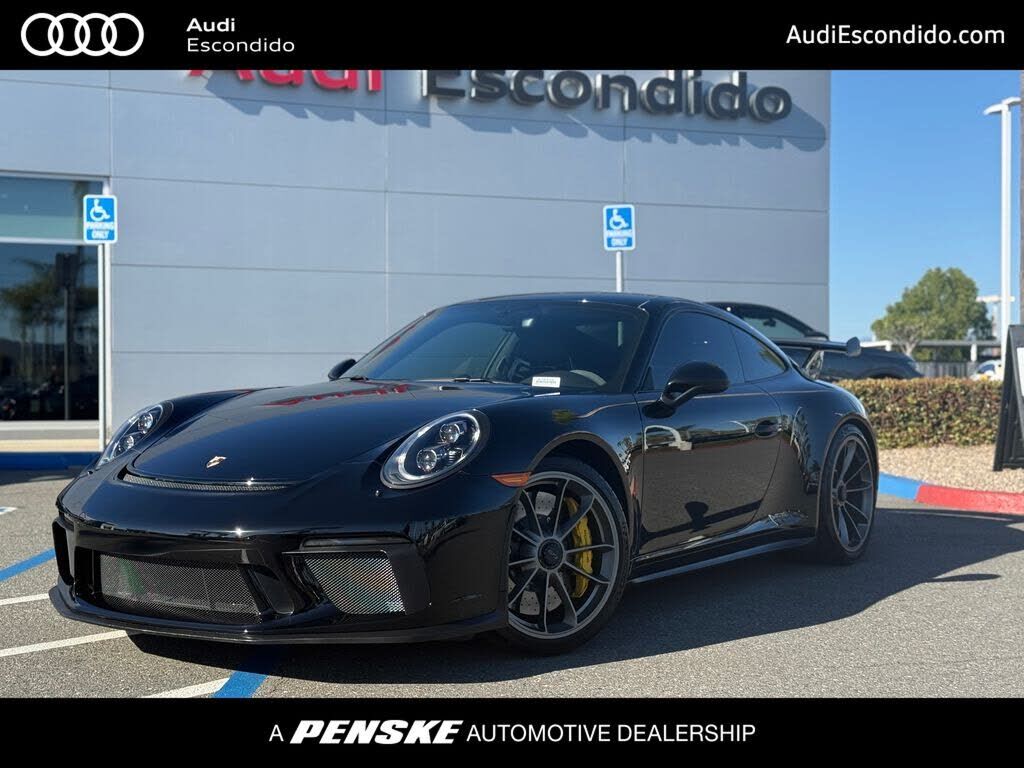 2018 PORSCHE 911