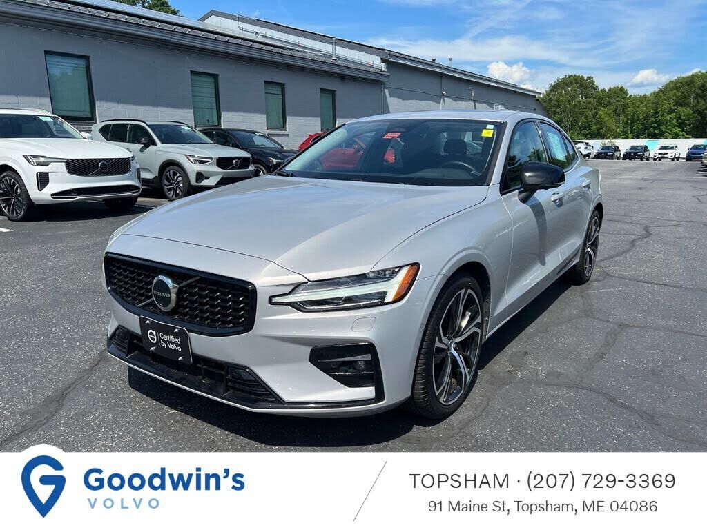 2025 VOLVO S60