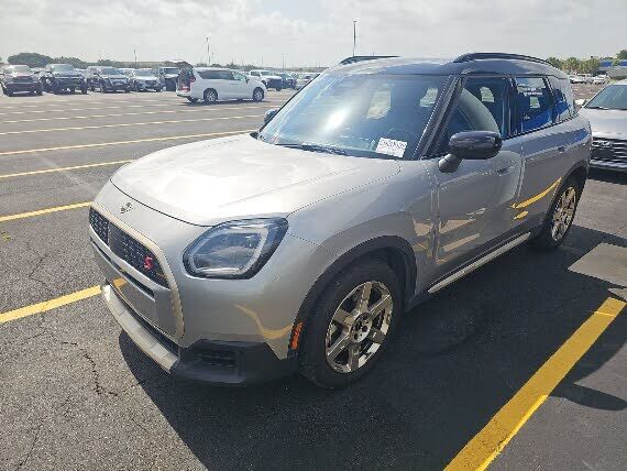 2025 MINI Countryman
