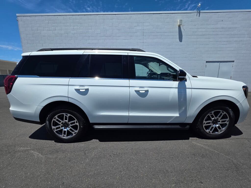 2025 FORD Expedition