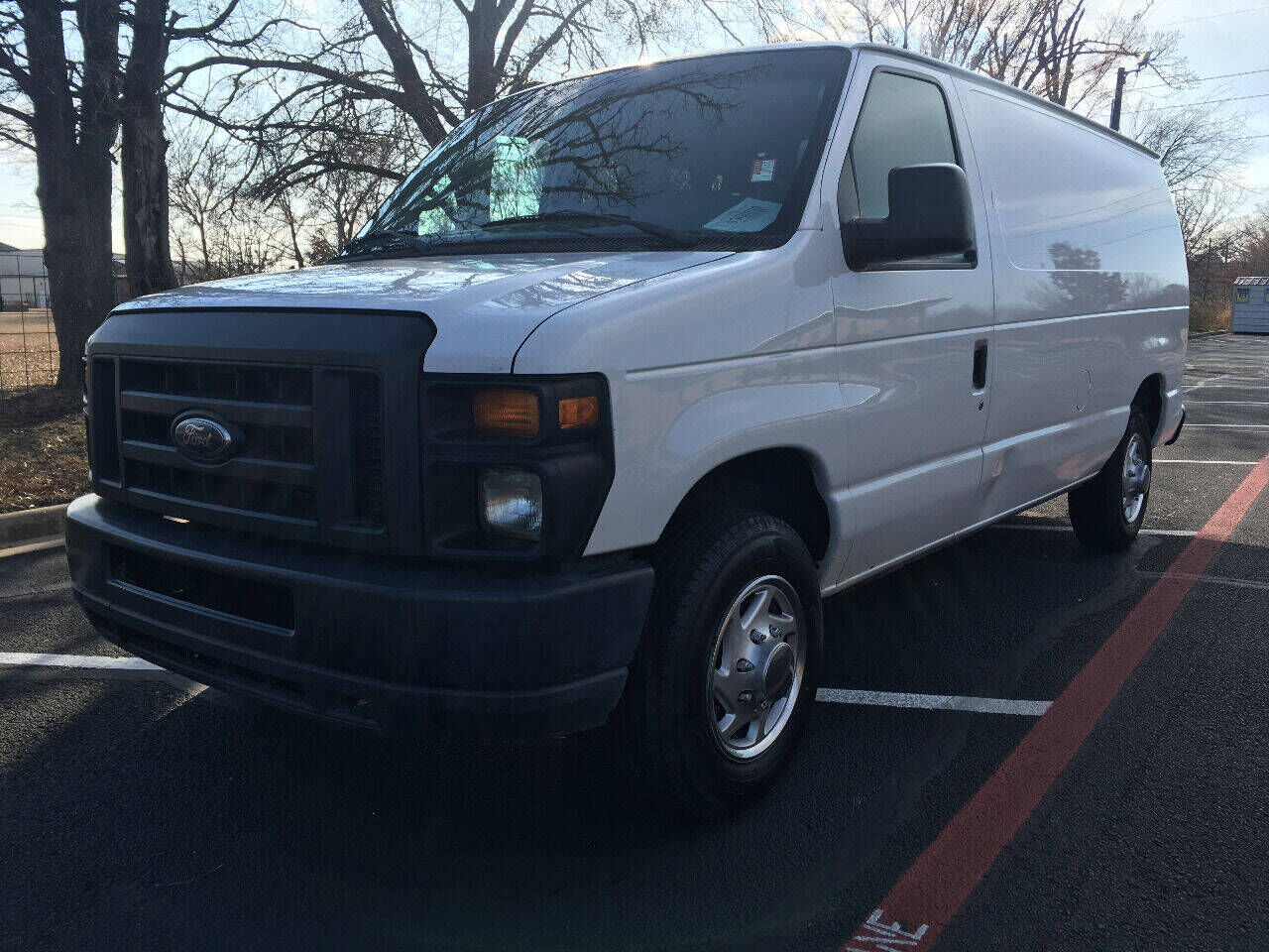 2013 FORD E-150