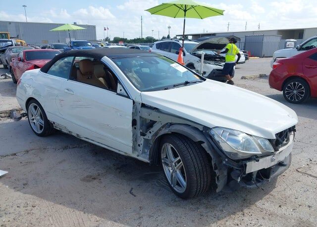 2012 MERCEDES-BENZ E-Class