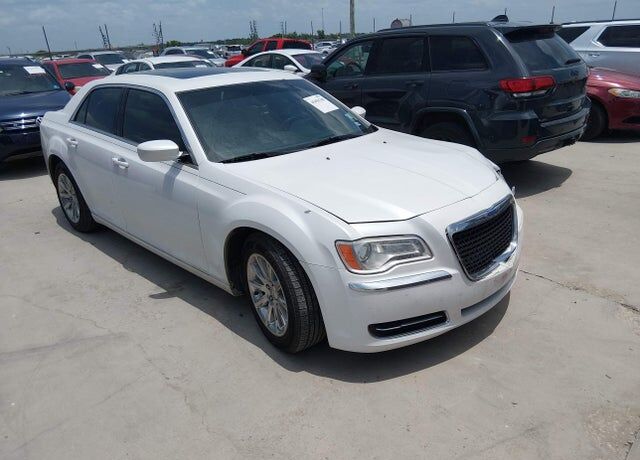 2014 CHRYSLER 300