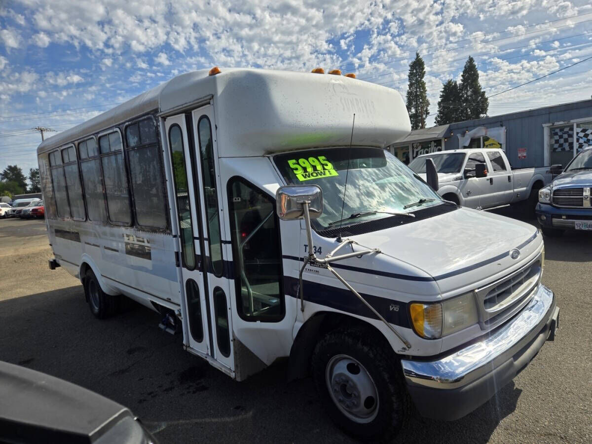 1999 FORD E-450