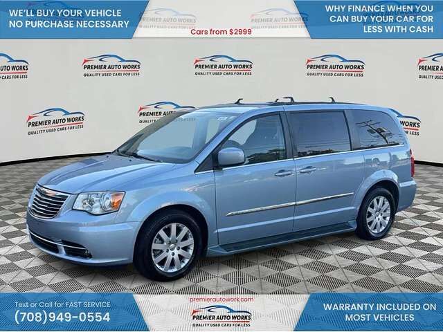 2013 CHRYSLER Town and Country