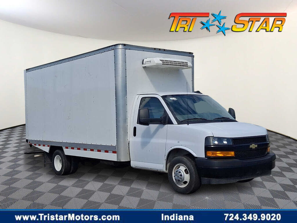 2024 CHEVROLET Express
