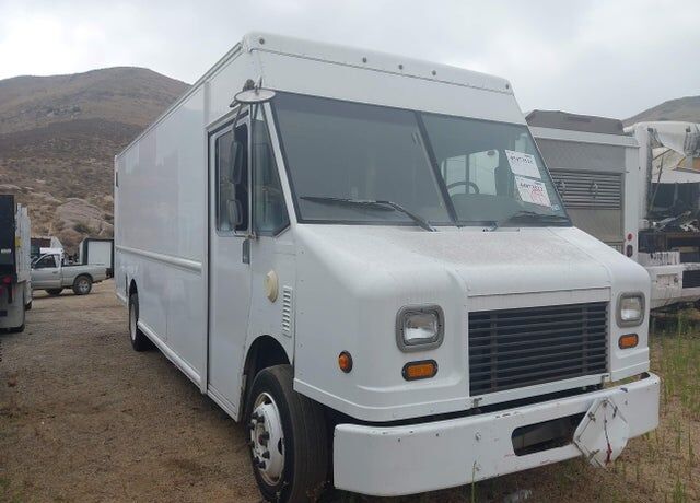 2015 FREIGHTLINER MT 45 Chassis