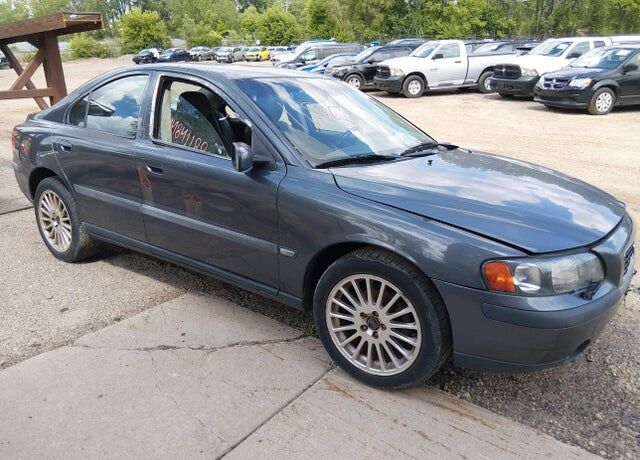 2004 VOLVO S60