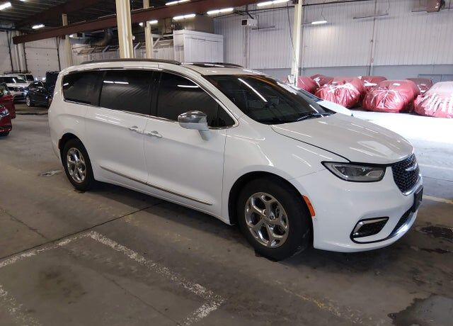 2022 CHRYSLER Pacifica
